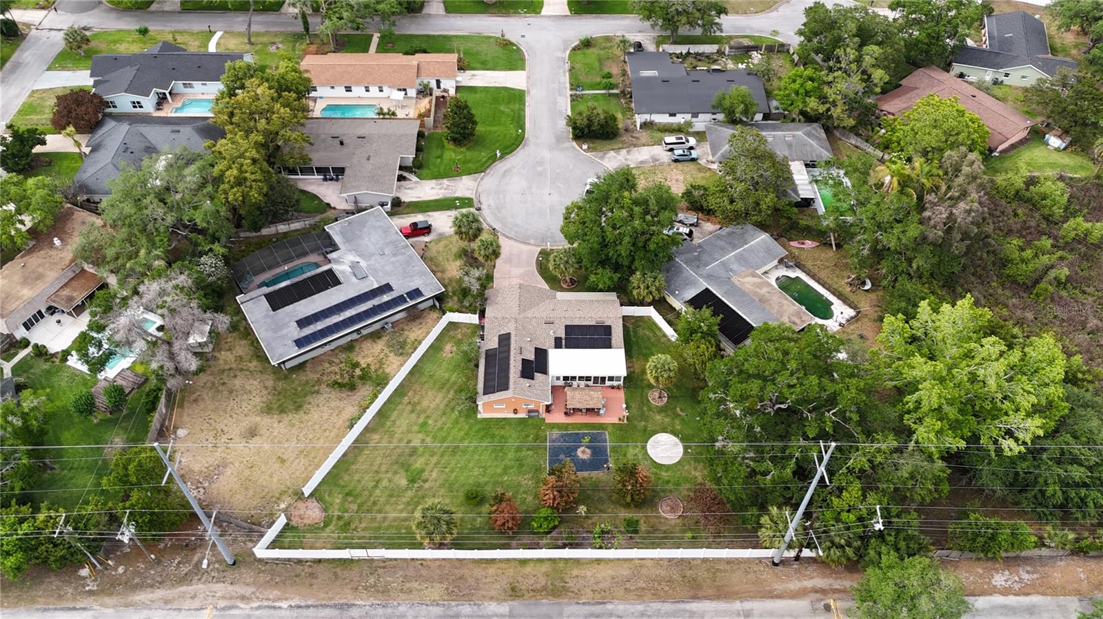 UNDEROAKS - Residential