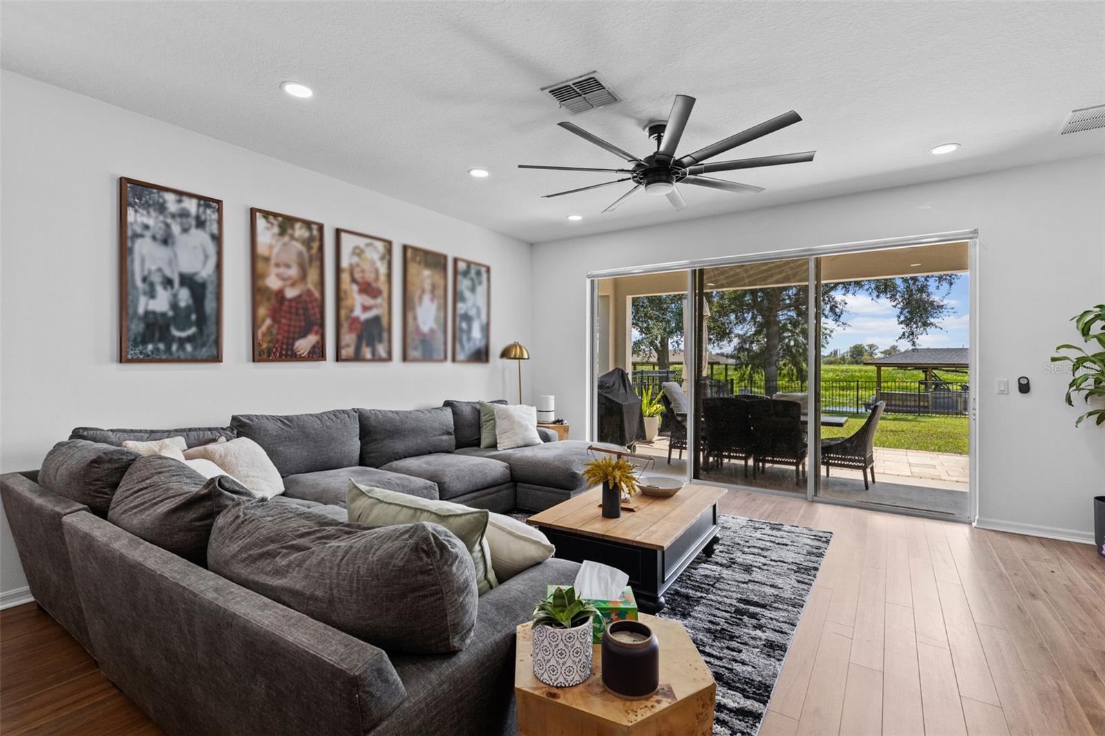 GROVELAND WATERSIDE POINTE PH 01 - Residential