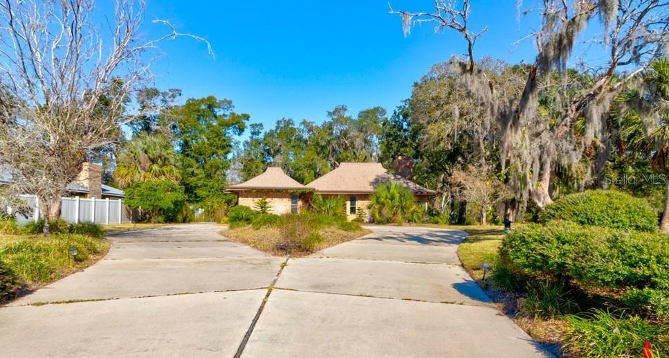 SPRUCE CREEK - Residential