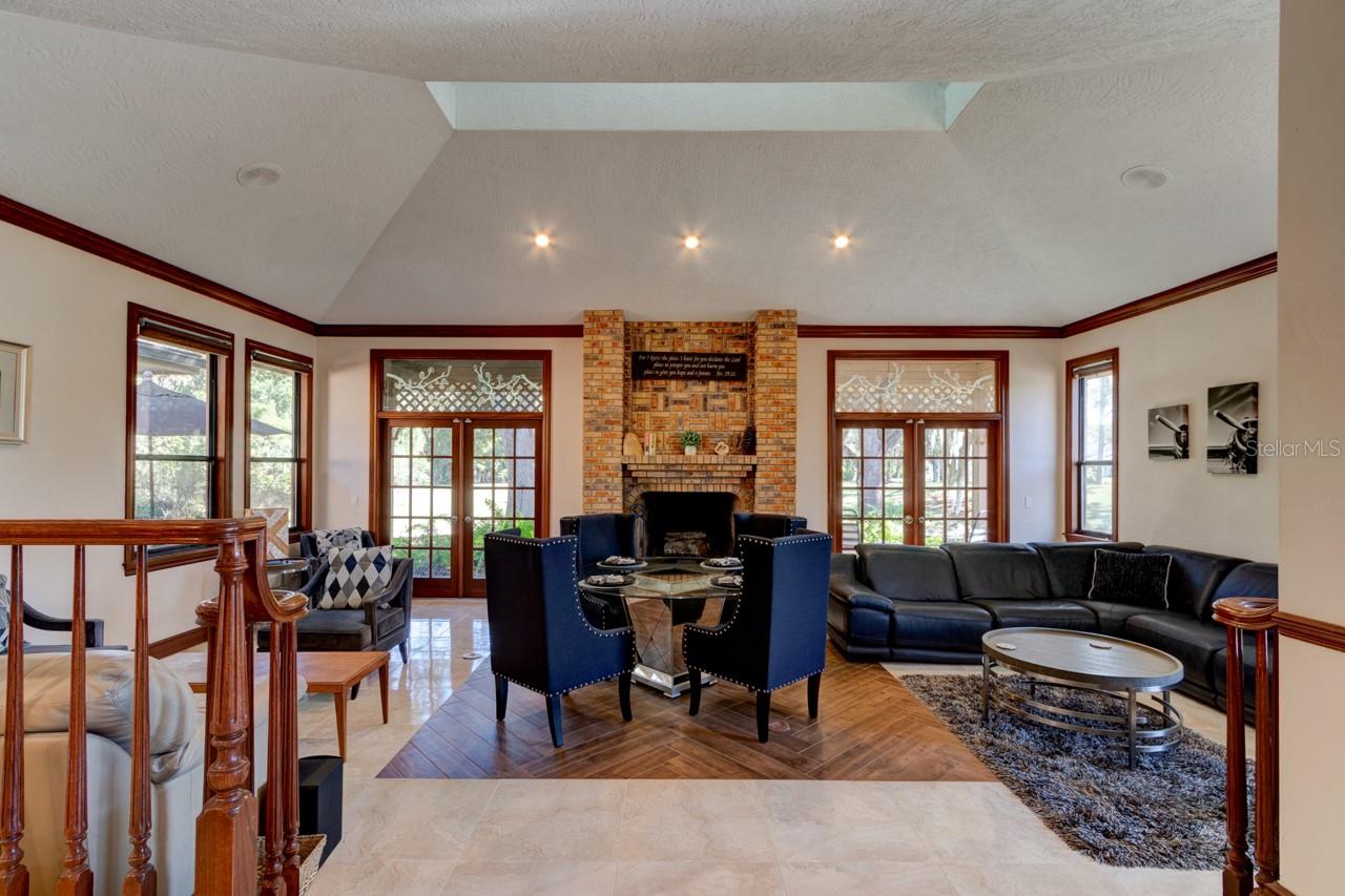 SPRUCE CREEK - Residential