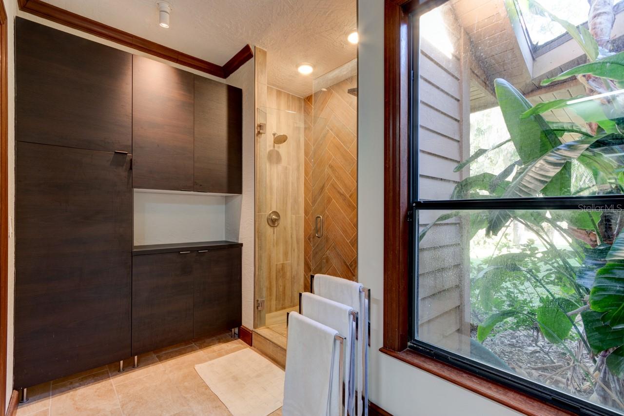 SPRUCE CREEK - Residential