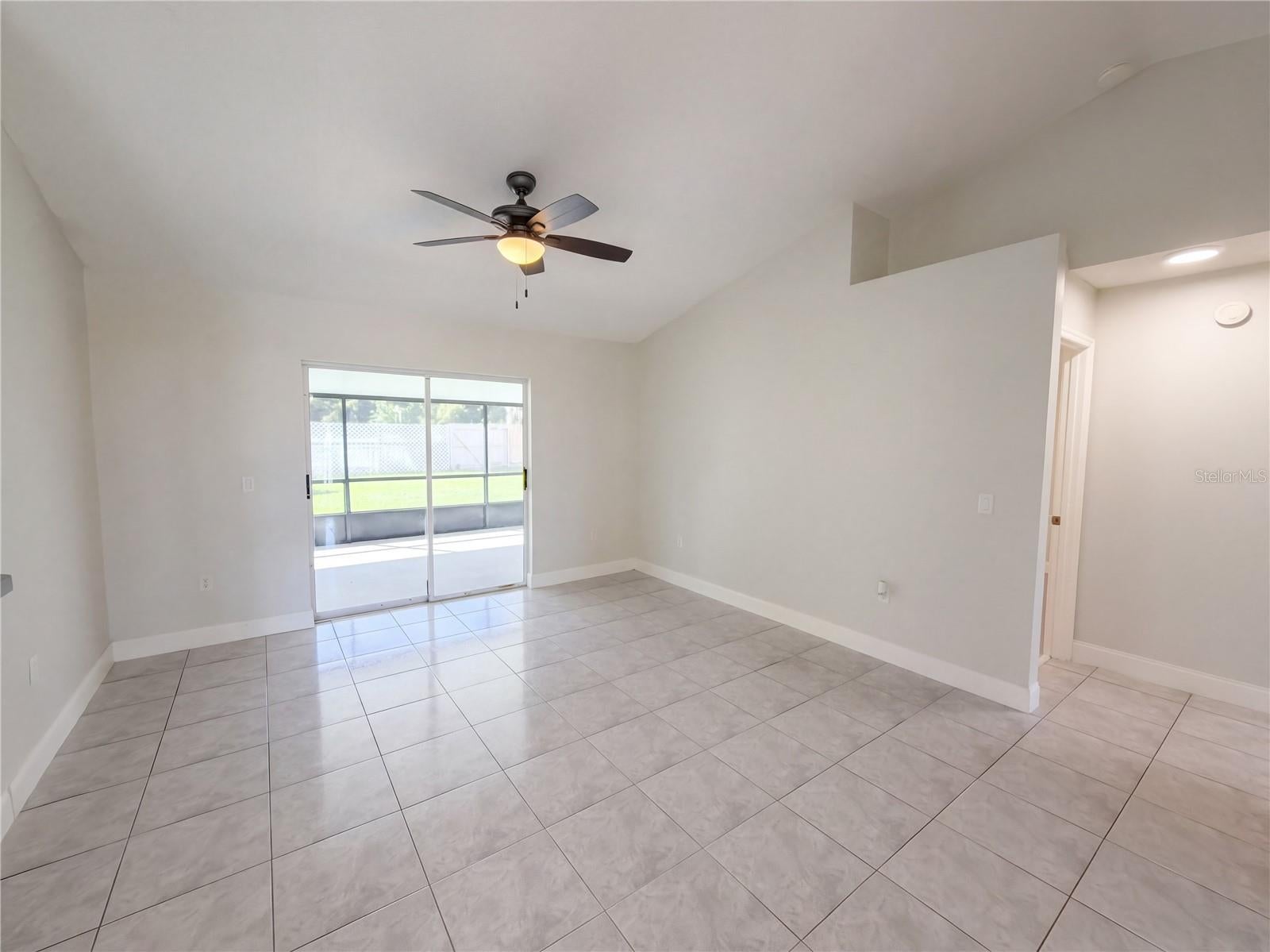 4116 CANNON COURT