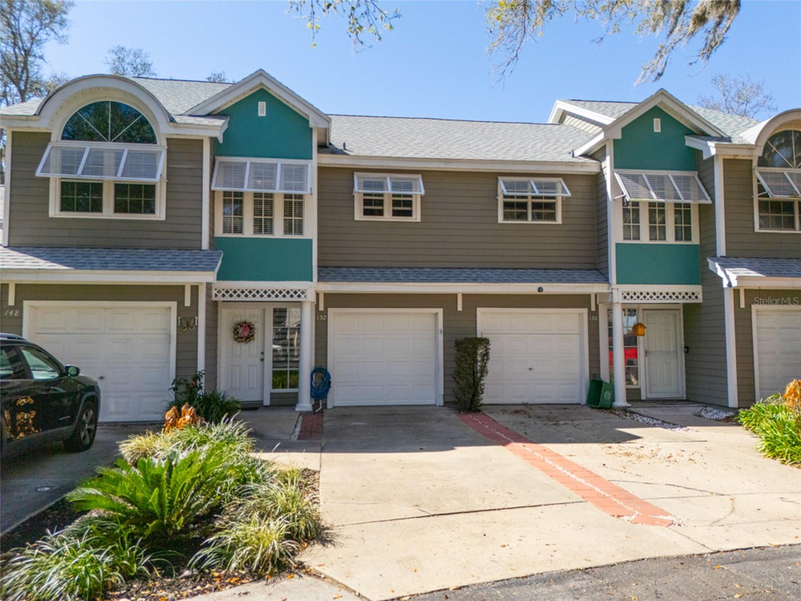 LIVE OAK PH 01 - Residential