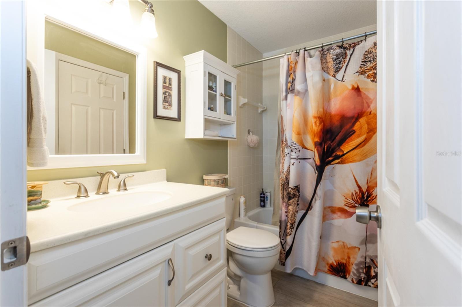 LIVE OAK PH 01 - Residential