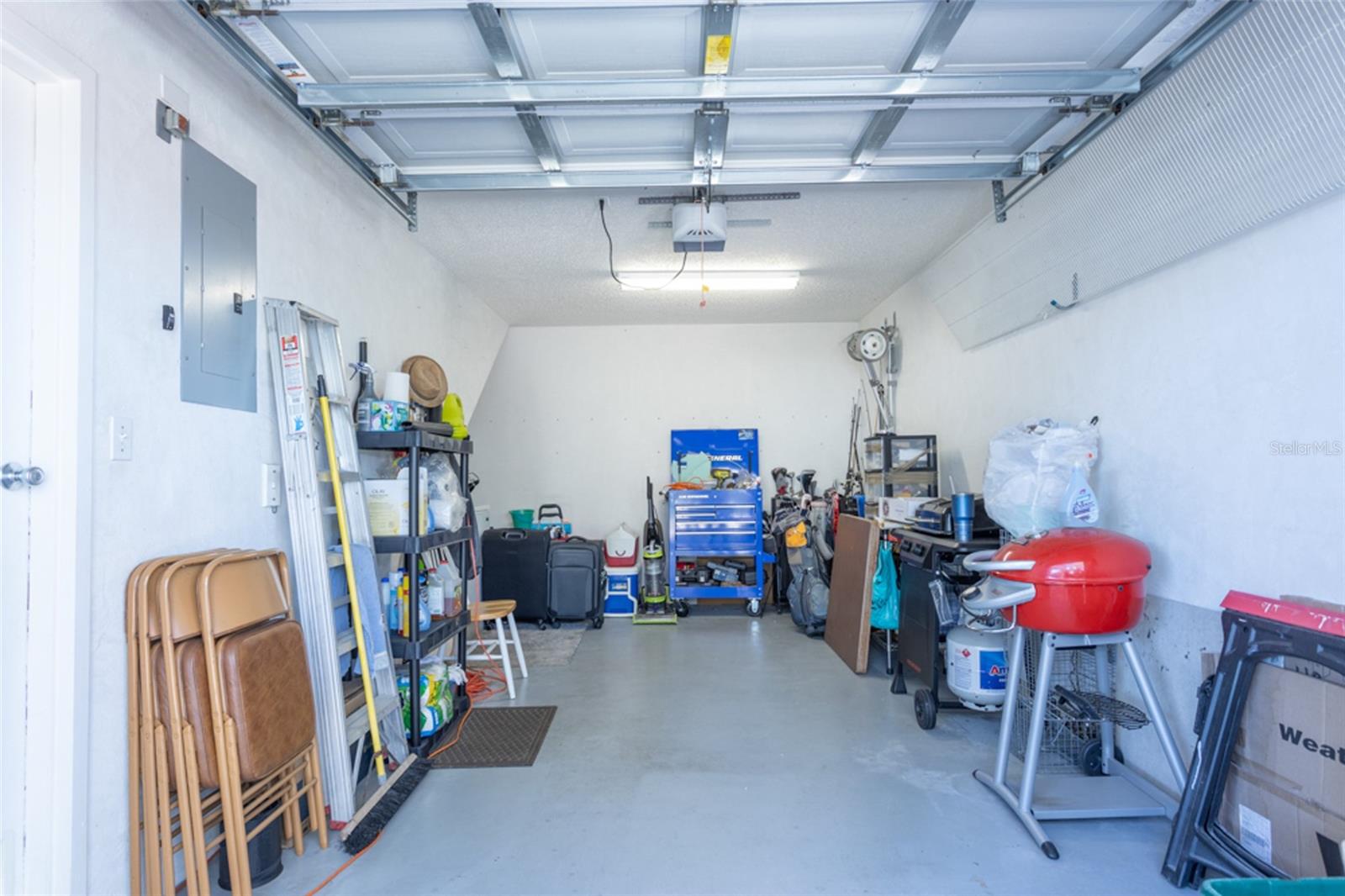 LIVE OAK PH 01 - Residential