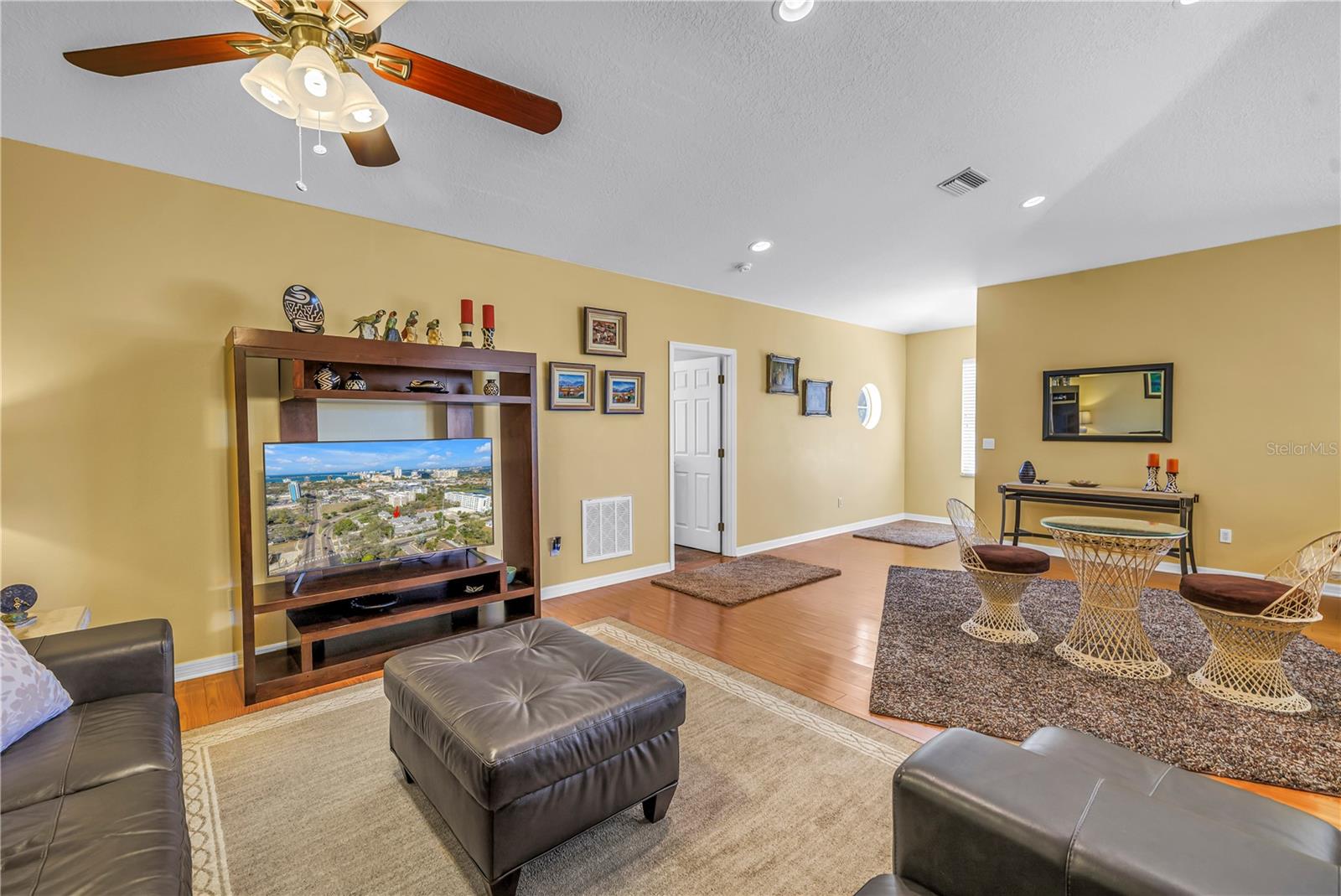 EWING PLACE - Residential