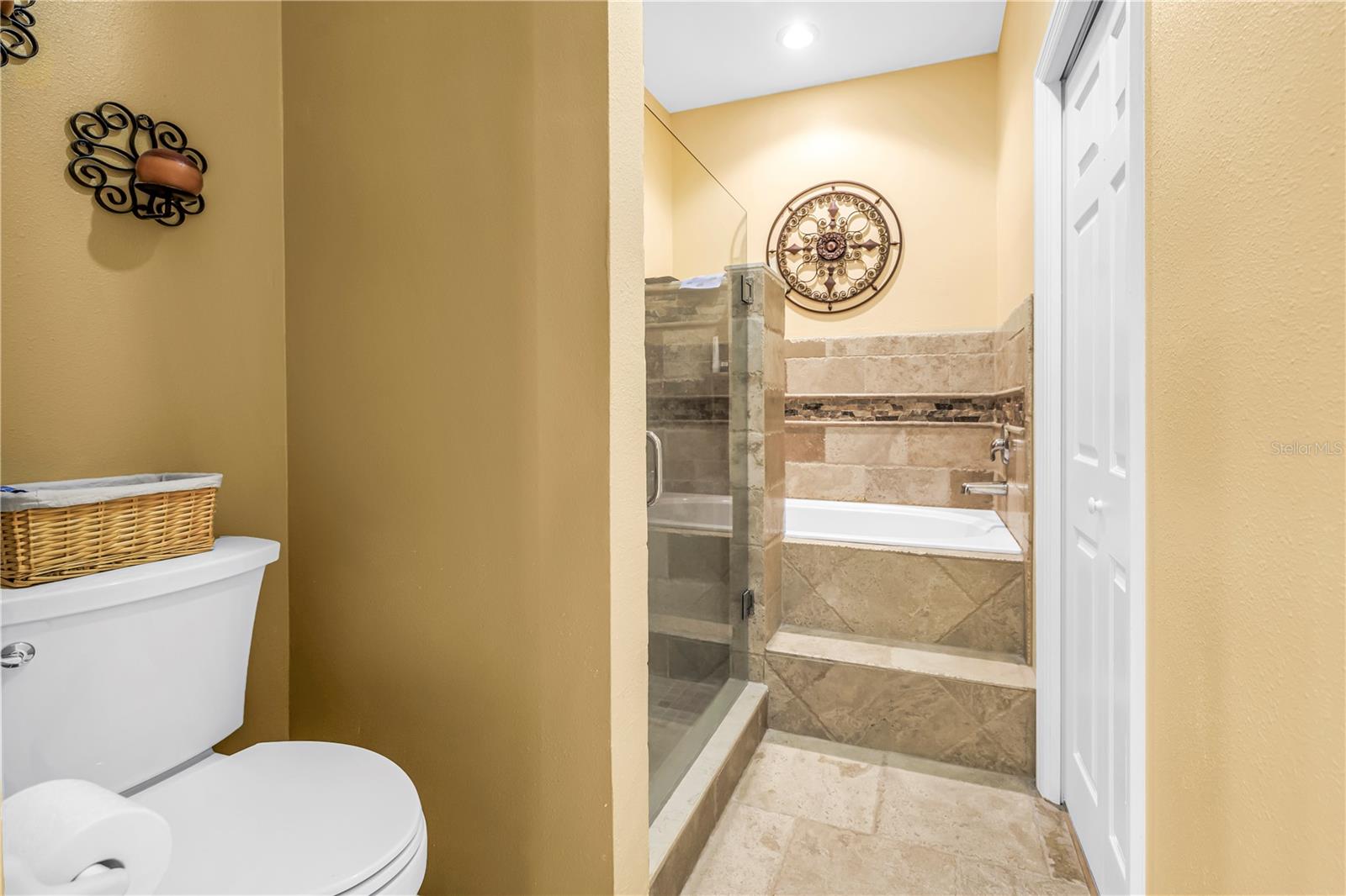 EWING PLACE - Residential