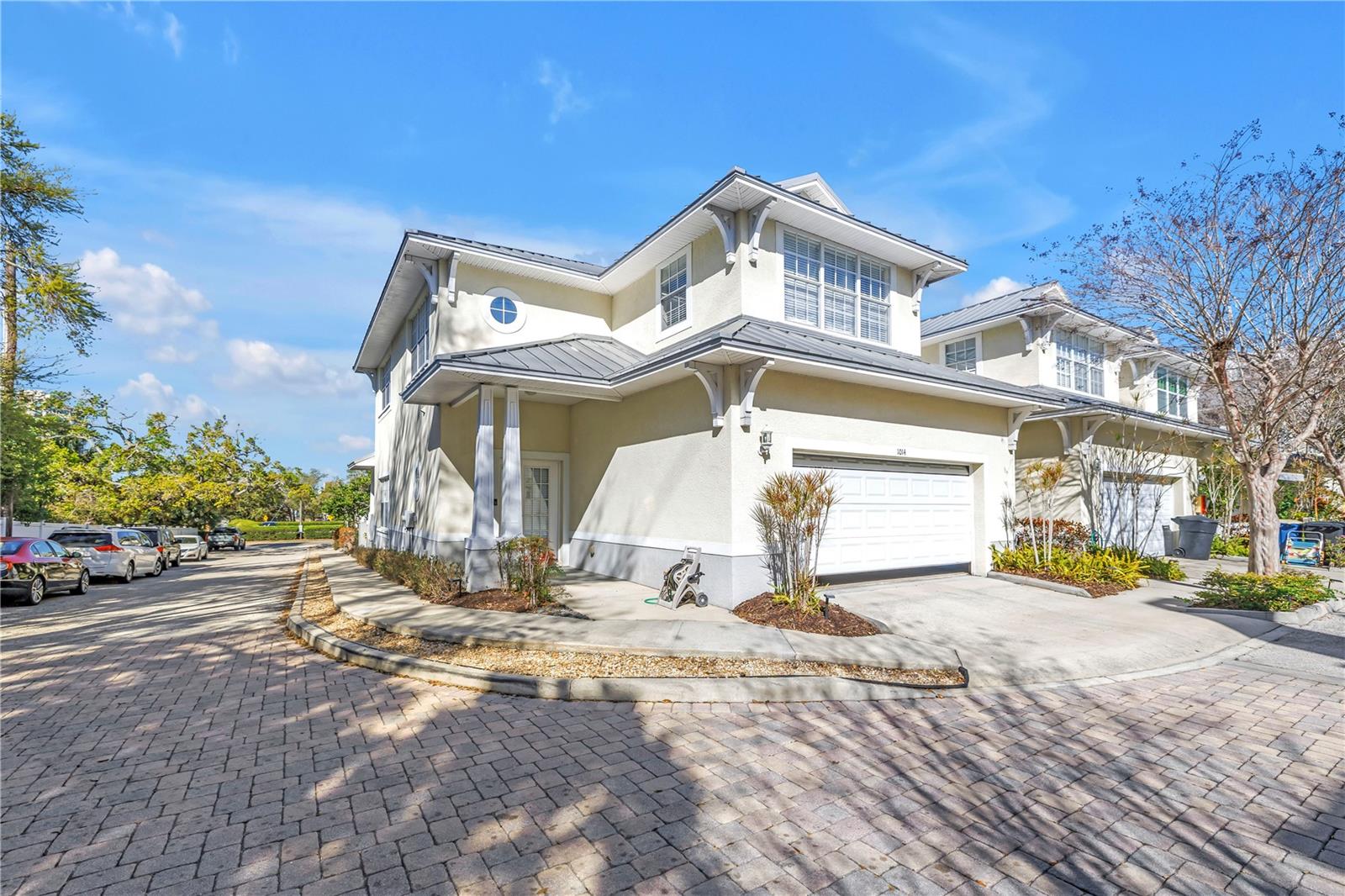 EWING PLACE - Residential