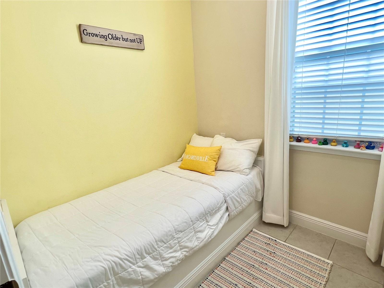 ROLLING OAKS PH 5 - Residential Lease