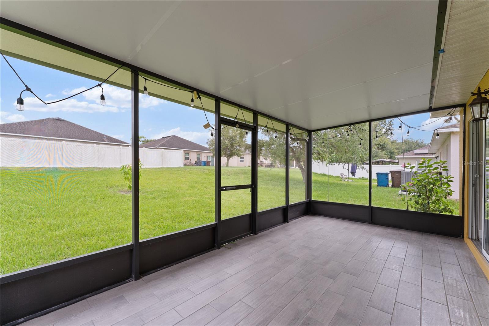 STONEWOOD CROSSINGS PH 1 - Residential Lease