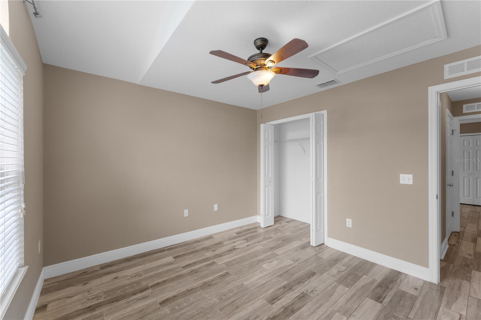 STONEWOOD CROSSINGS PH 1 - Residential Lease