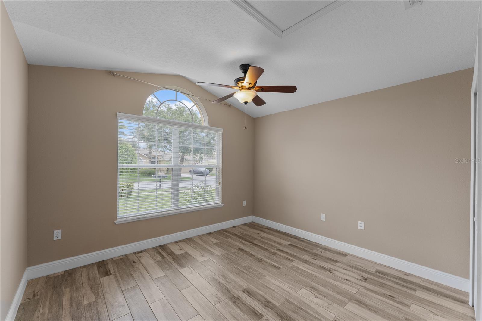 STONEWOOD CROSSINGS PH 1 - Residential Lease