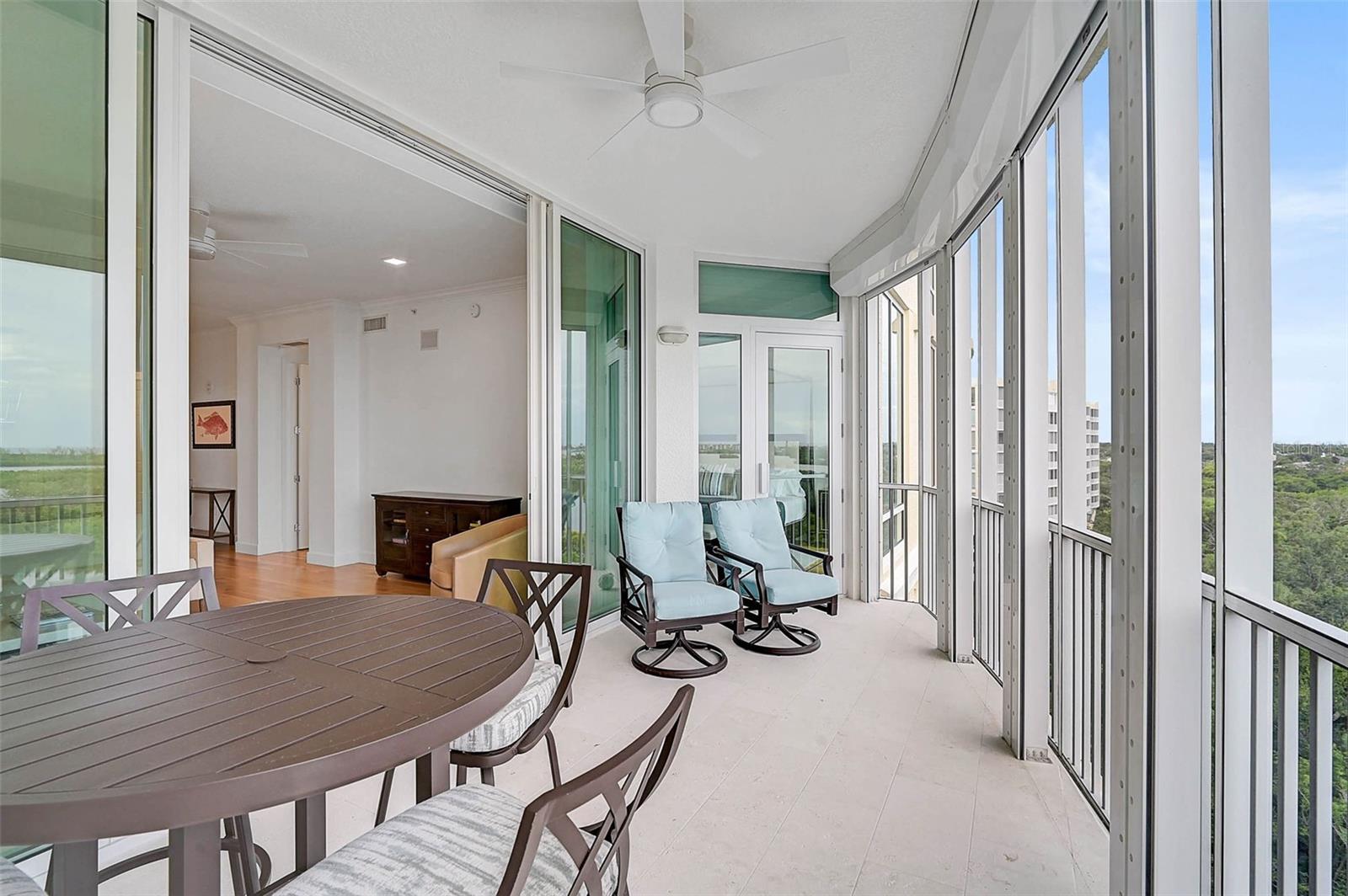 MERIDIAN AT THE OAKS PRESERVE - Residential Lease