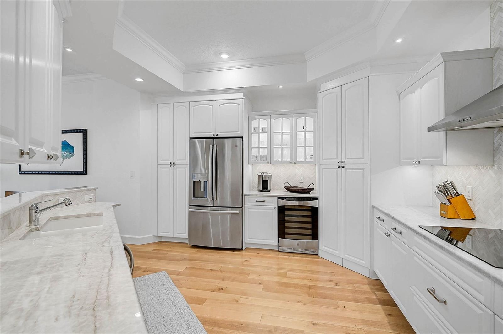 MERIDIAN AT THE OAKS PRESERVE - Residential Lease