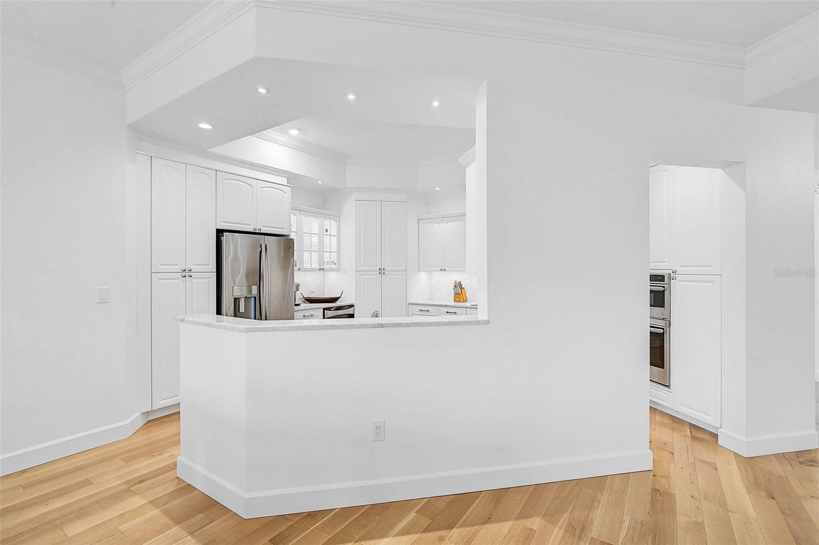 MERIDIAN AT THE OAKS PRESERVE - Residential Lease