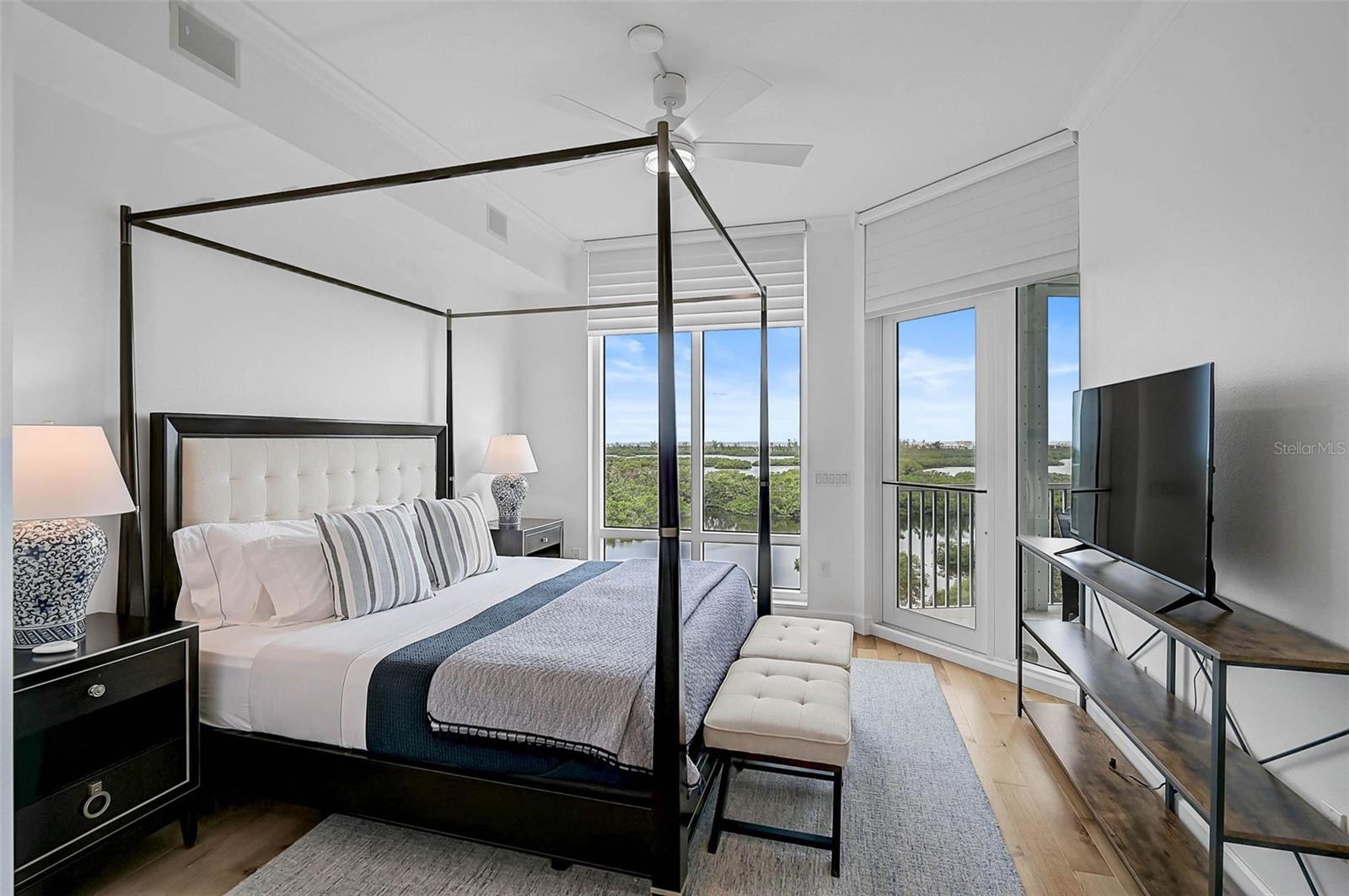 MERIDIAN AT THE OAKS PRESERVE - Residential Lease