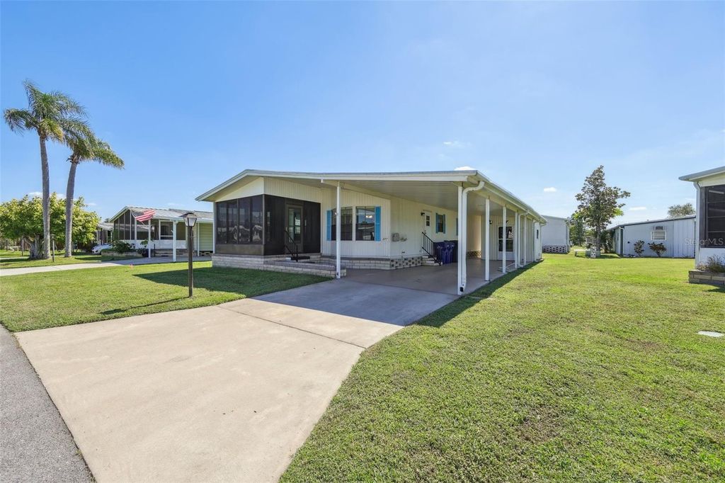 Photo of 6710 36 Avenue #277, Palmetto, FL 34221 (MLS # A4668296)