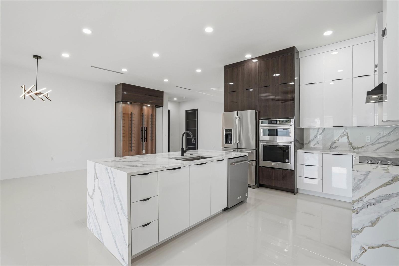 OAKWOOD VILLA - Residential