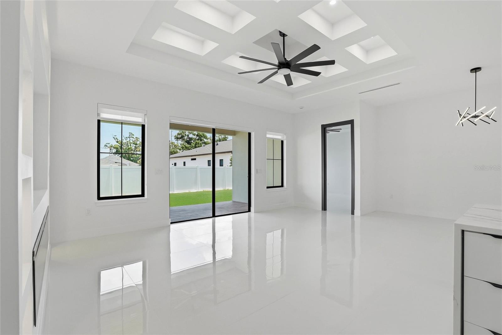 OAKWOOD VILLA - Residential