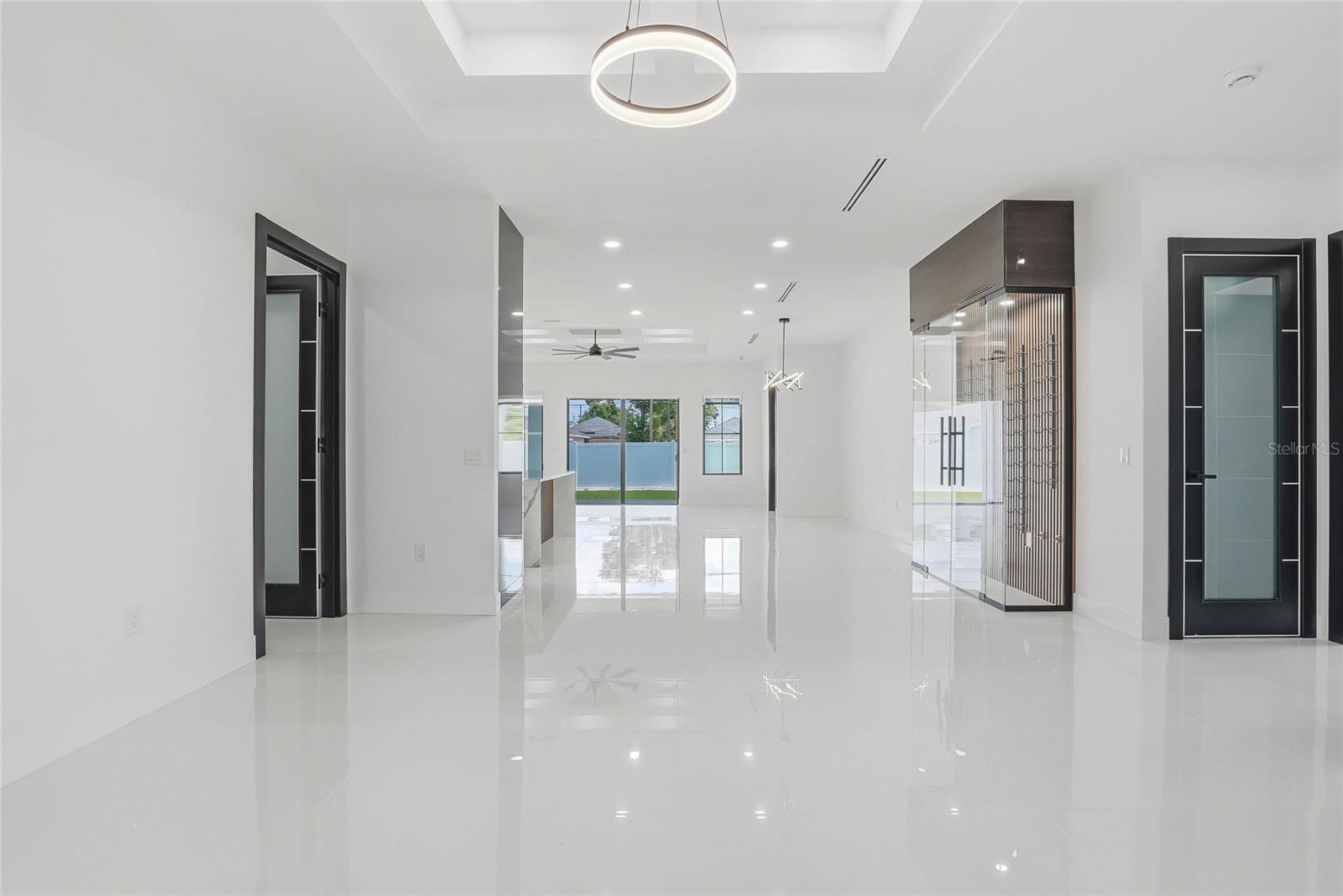 OAKWOOD VILLA - Residential