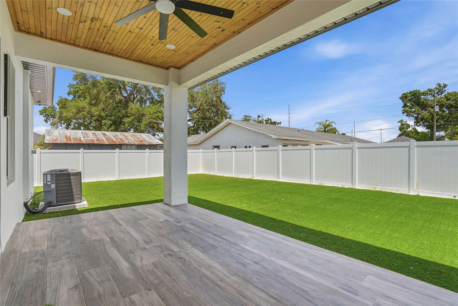OAKWOOD VILLA - Residential