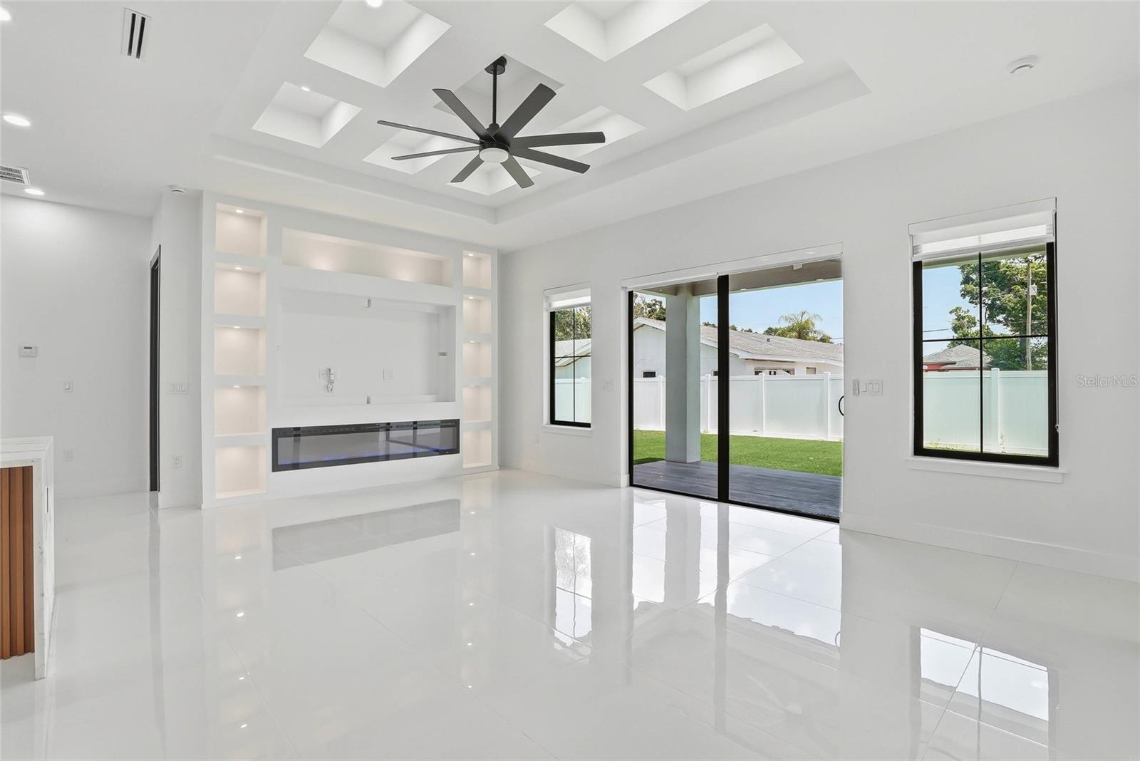 OAKWOOD VILLA - Residential