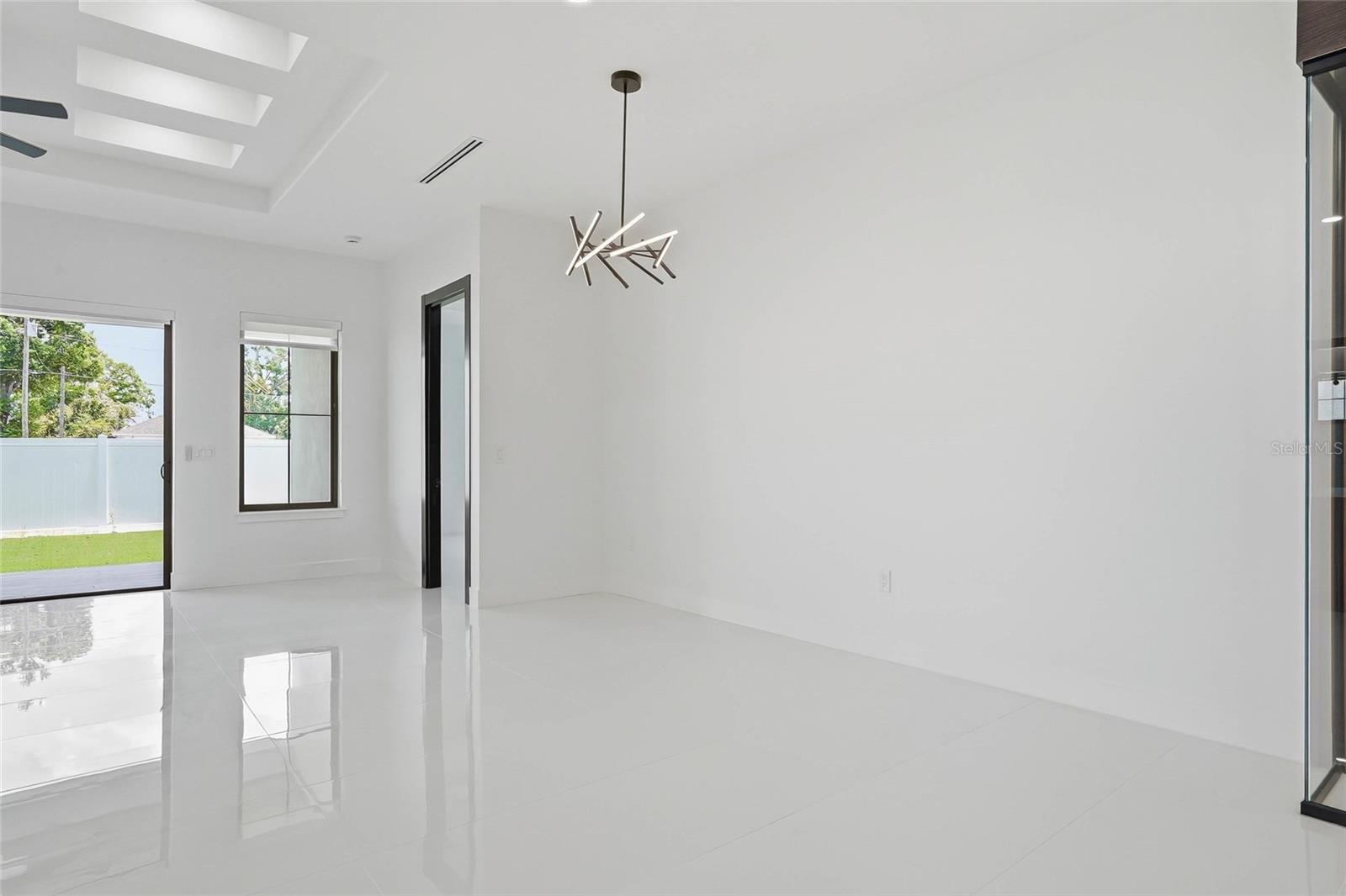 OAKWOOD VILLA - Residential