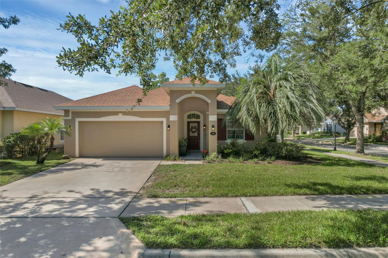 215 FOXGLOVE WAY