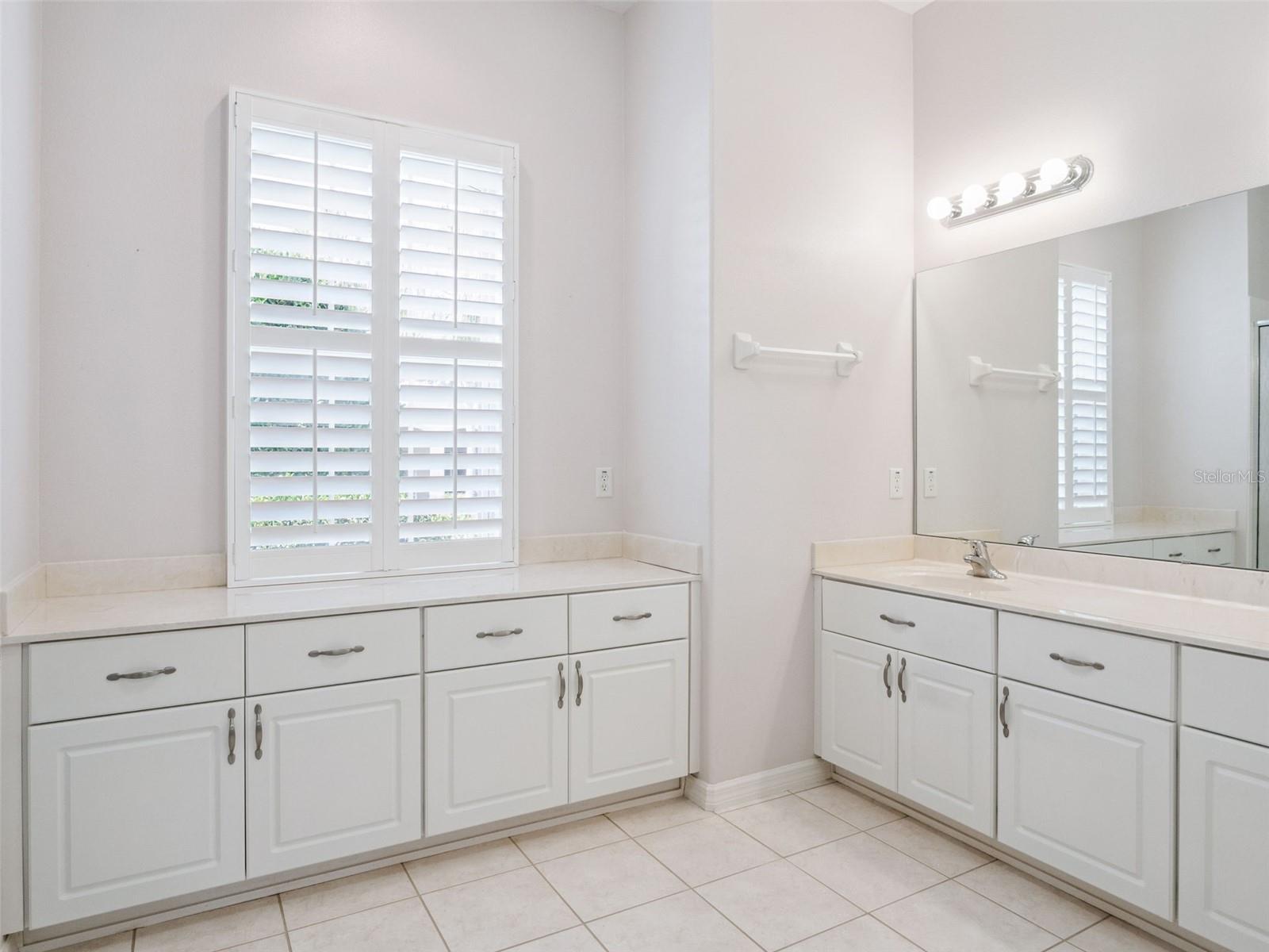 ROYAL HIGHLANDS PH 02-B LT 1317 PB 50 PG - Residential