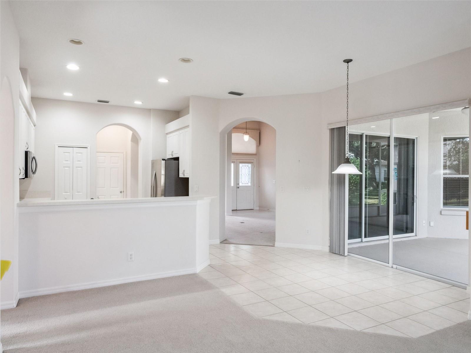 ROYAL HIGHLANDS PH 02-B LT 1317 PB 50 PG - Residential