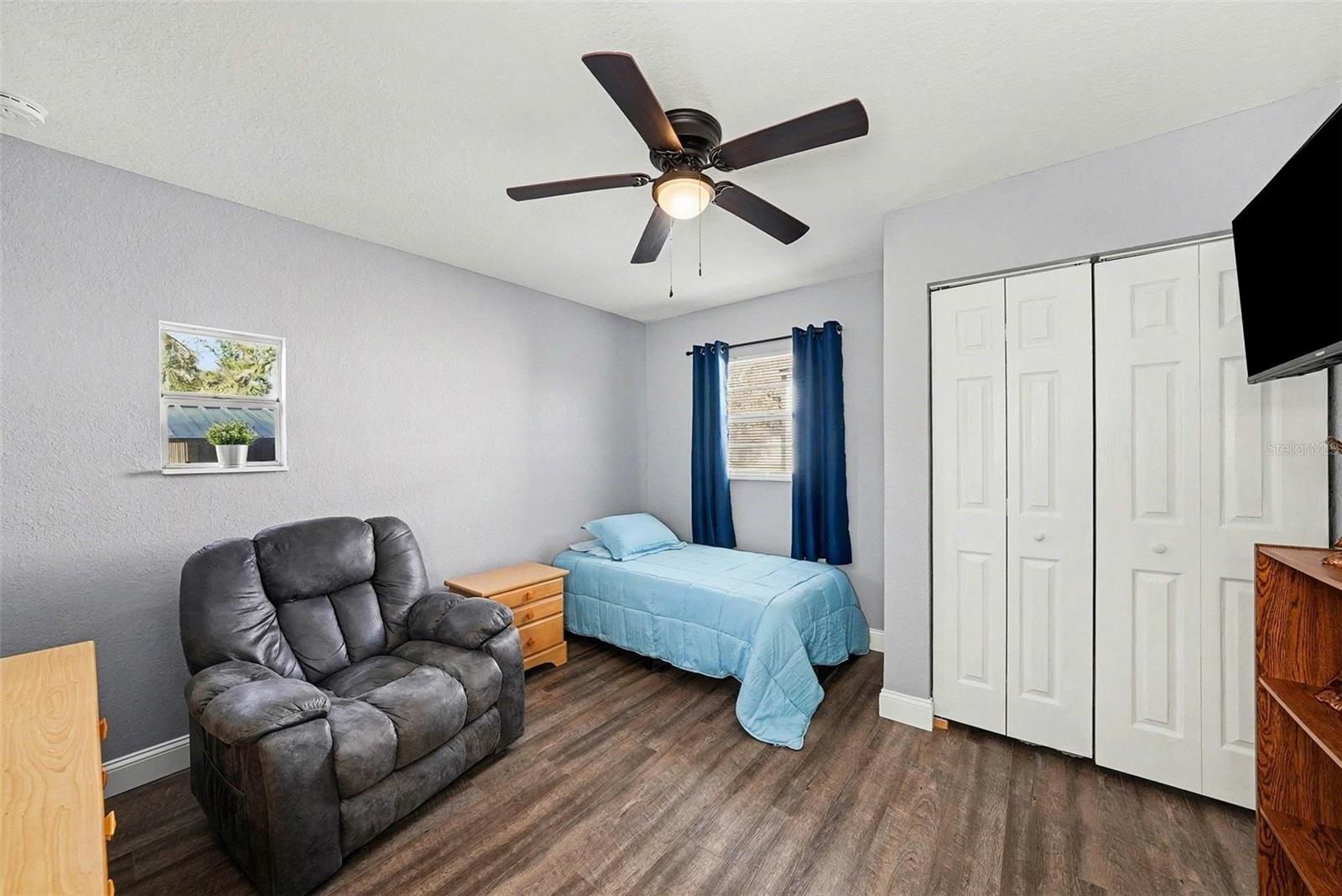 CAMPUS SHORES SUB - Residential