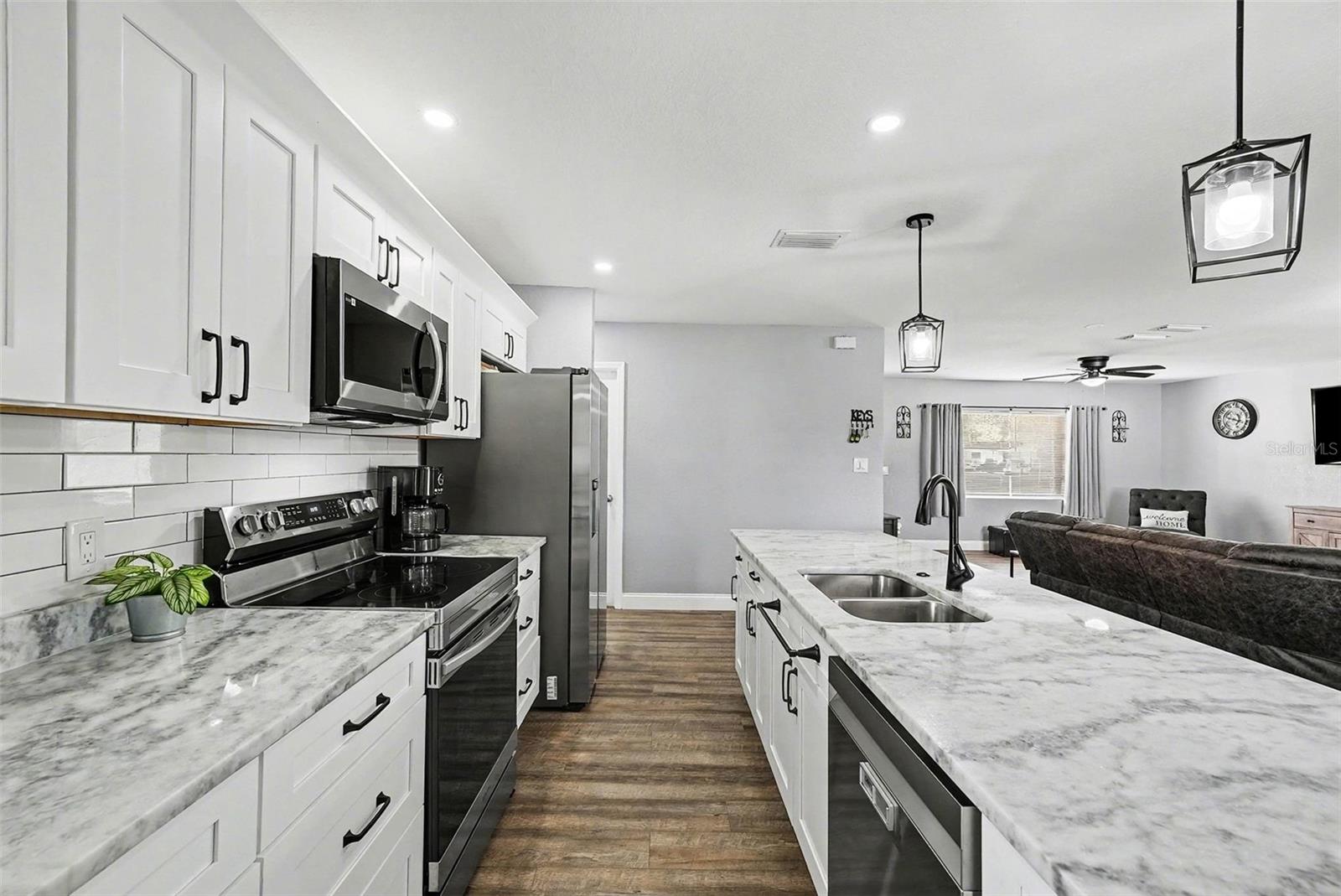 CAMPUS SHORES SUB - Residential