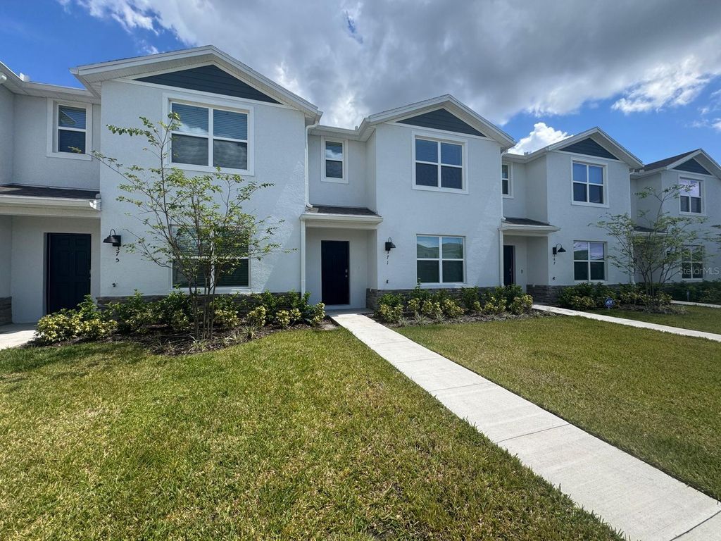 Photo of 371 Preston Cove Drive, Saint Cloud, FL 34771 (MLS # S5142615)