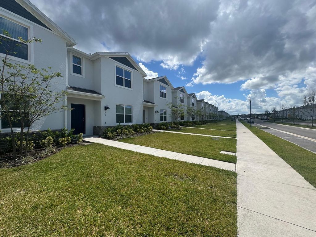 Photo of 371 Preston Cove Drive, Saint Cloud, FL 34771 (MLS # S5142615)