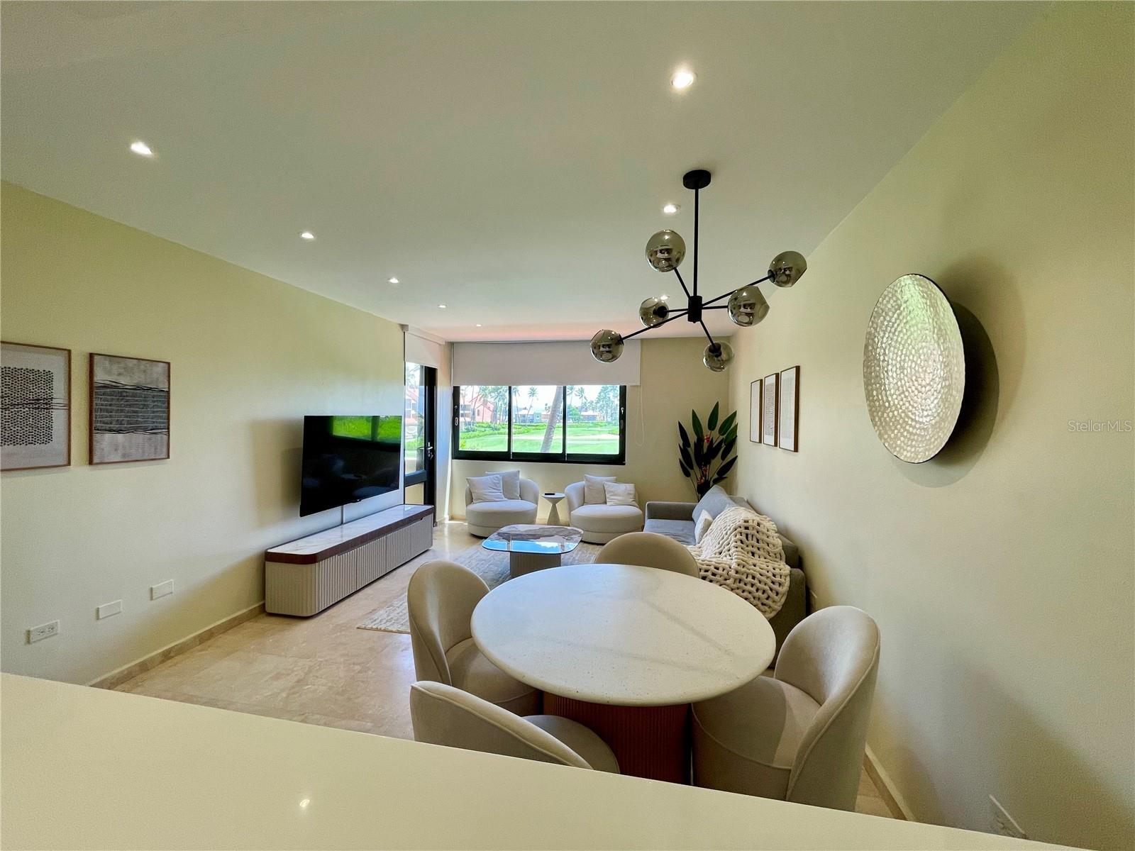 BEACH VILLAGE, PALMAS DEL MAR - Residential