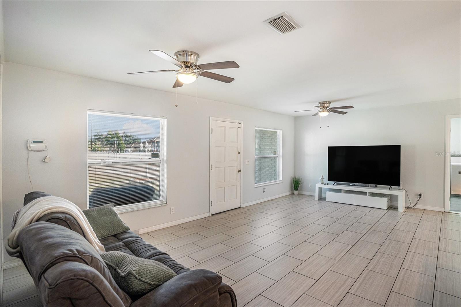 SOUTHWOOD HILLS UNIT 01 - Residential