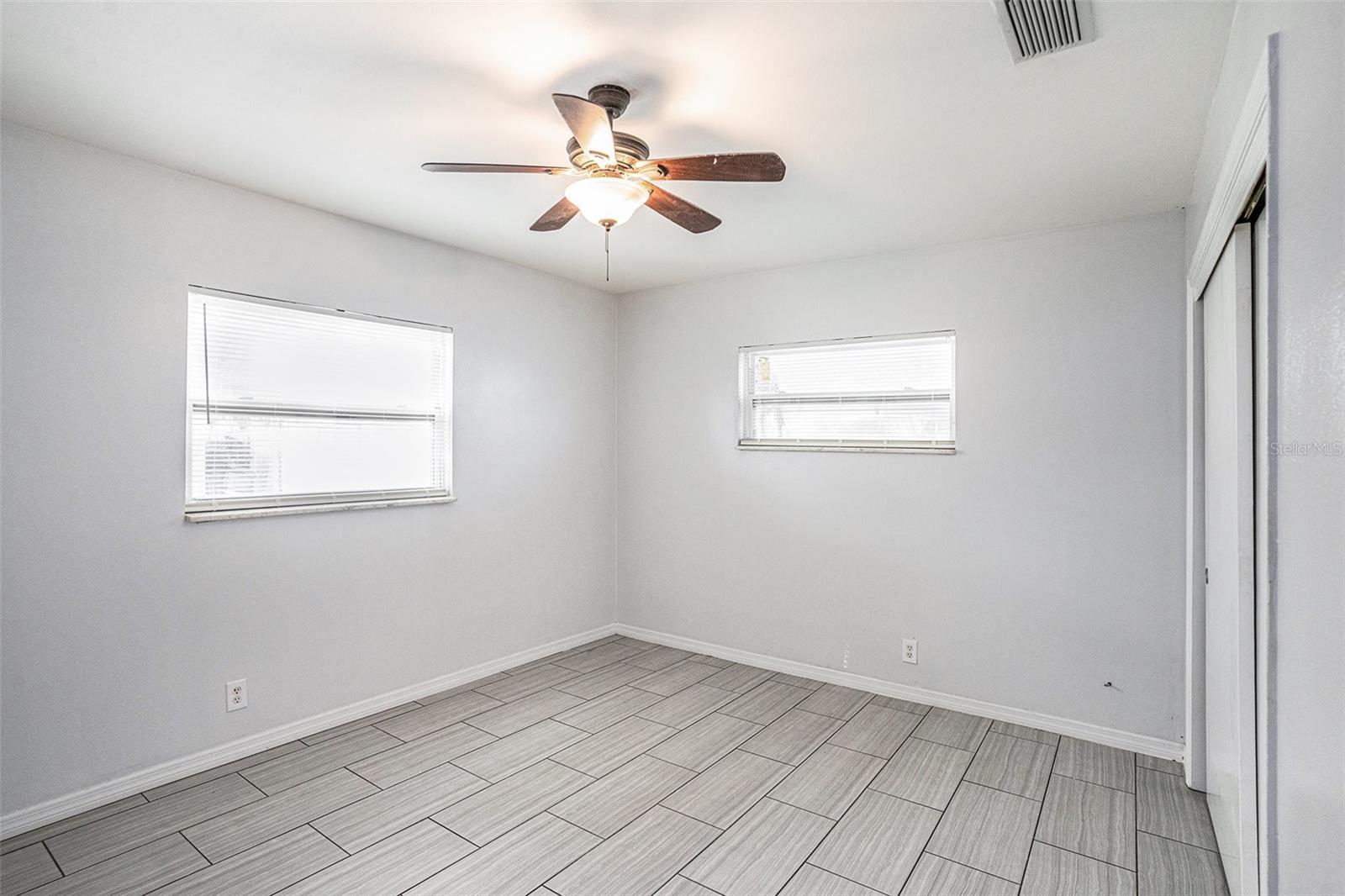 SOUTHWOOD HILLS UNIT 01 - Residential