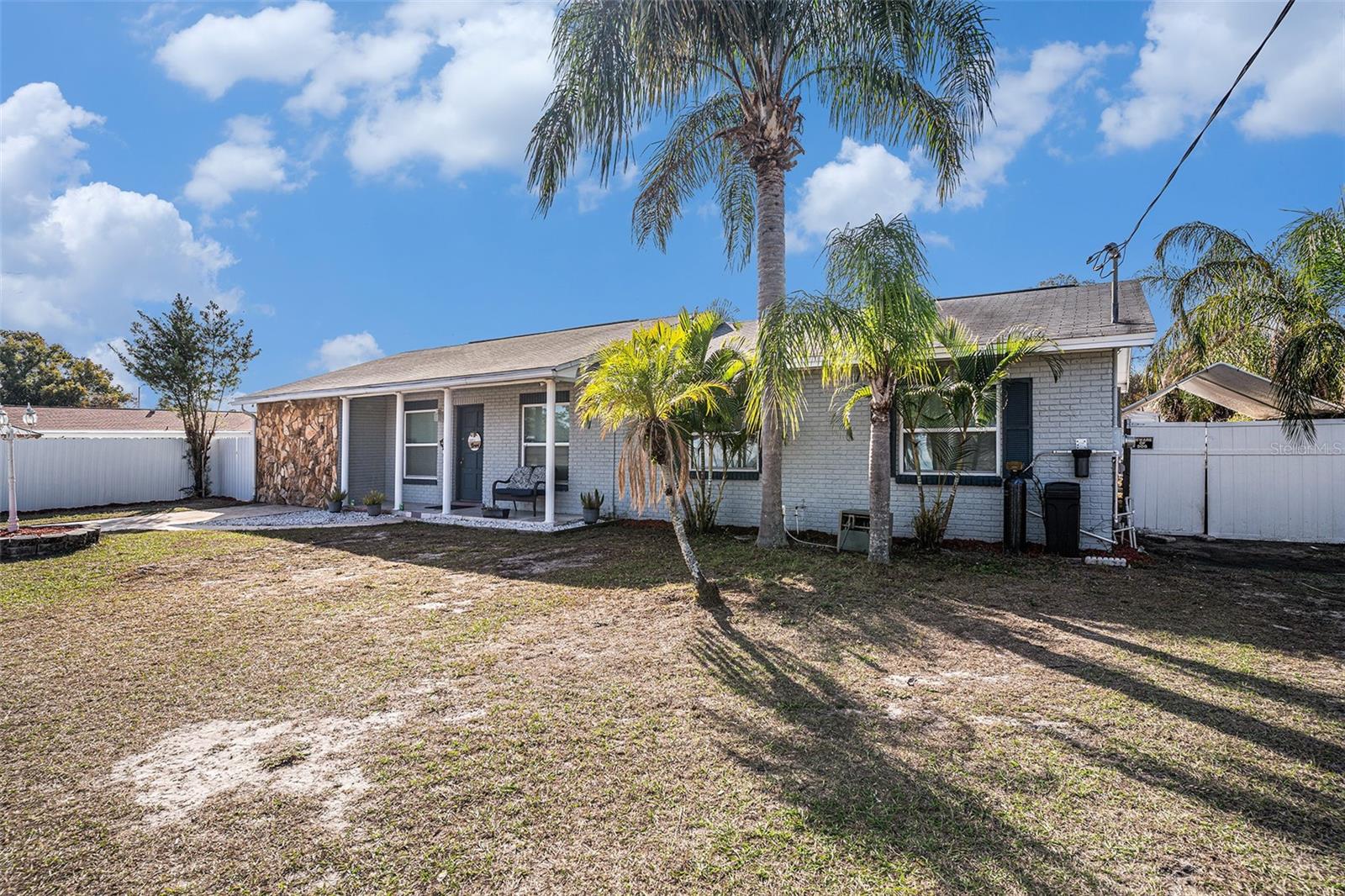 SOUTHWOOD HILLS UNIT 01 - Residential