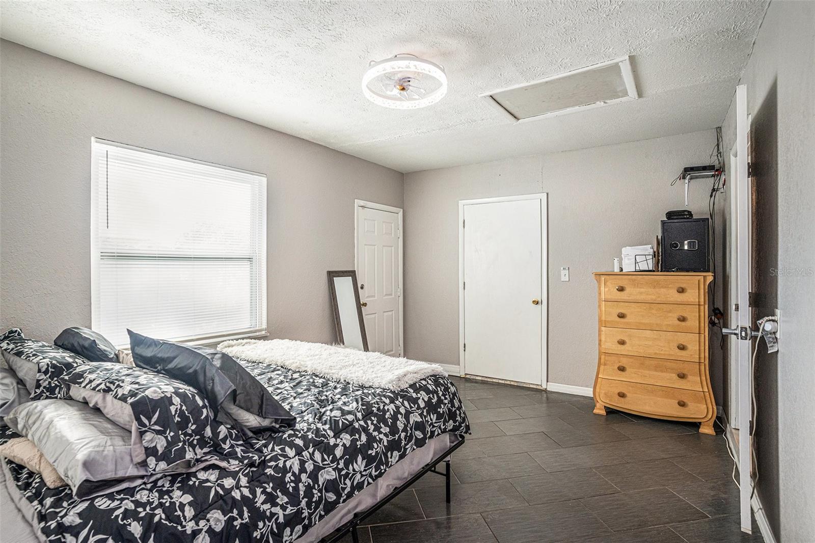 SOUTHWOOD HILLS UNIT 01 - Residential