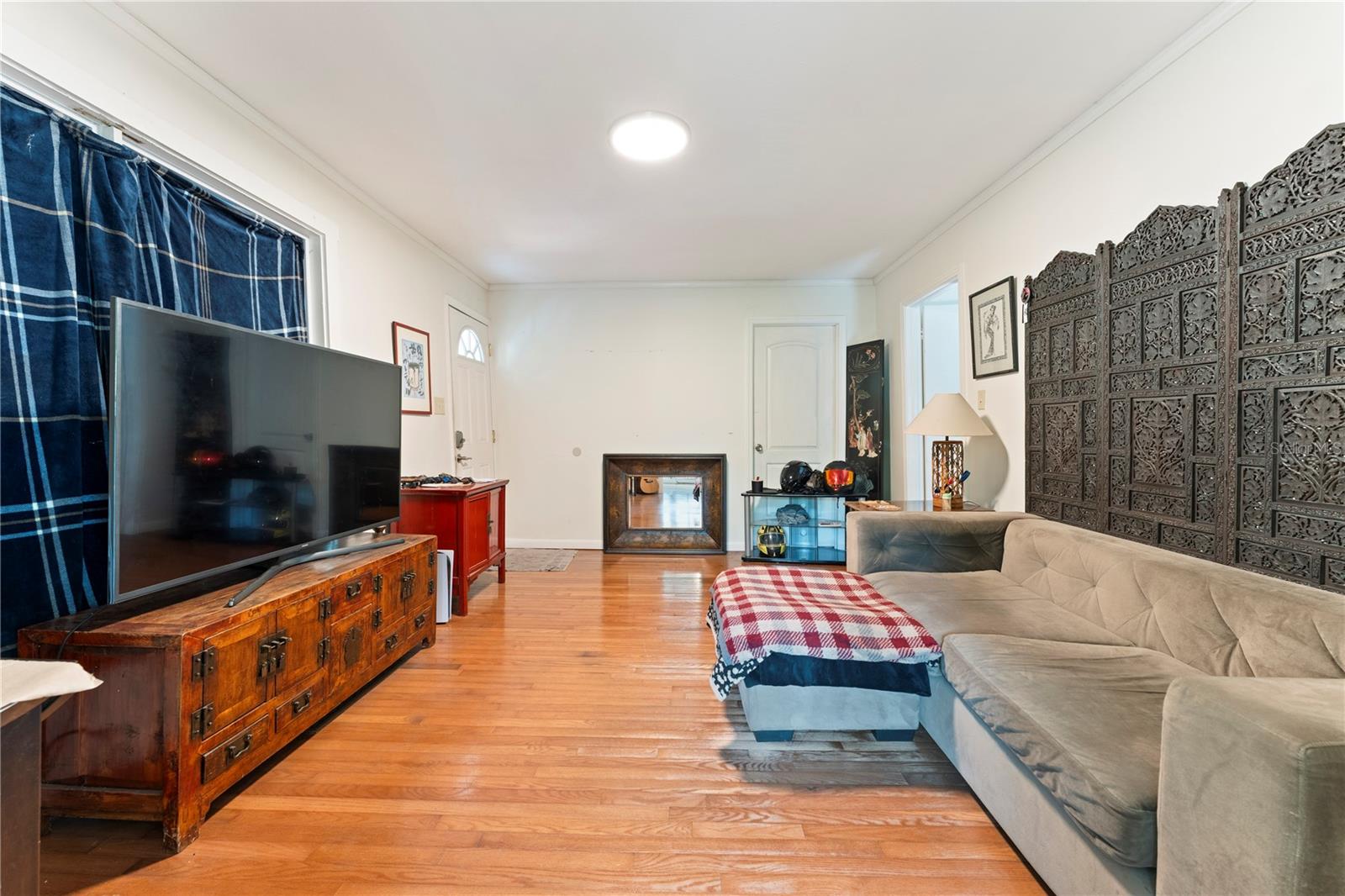 PALM GROVE - Residential