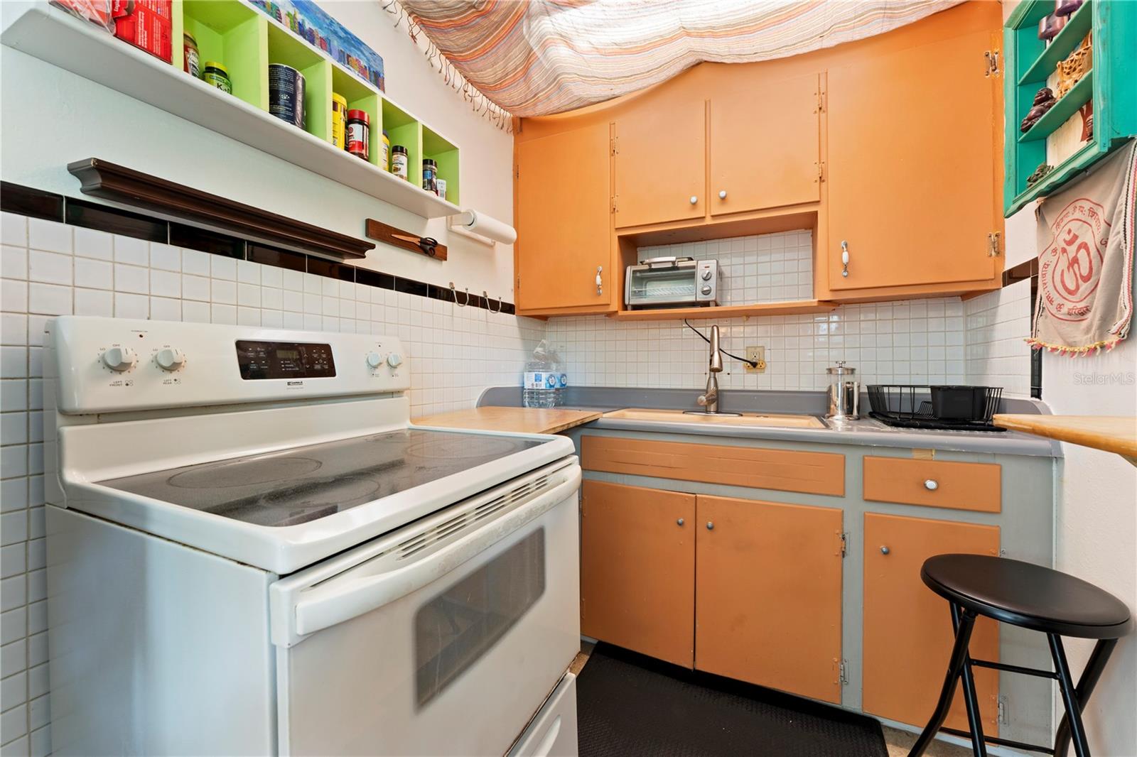 PALM GROVE - Residential