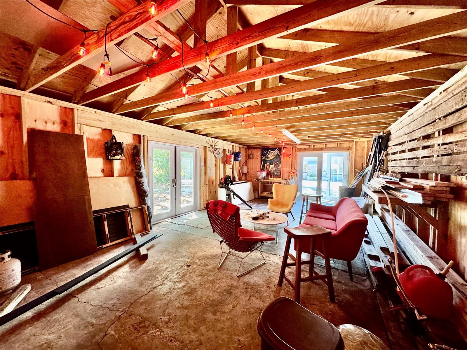 PALM GROVE - Residential