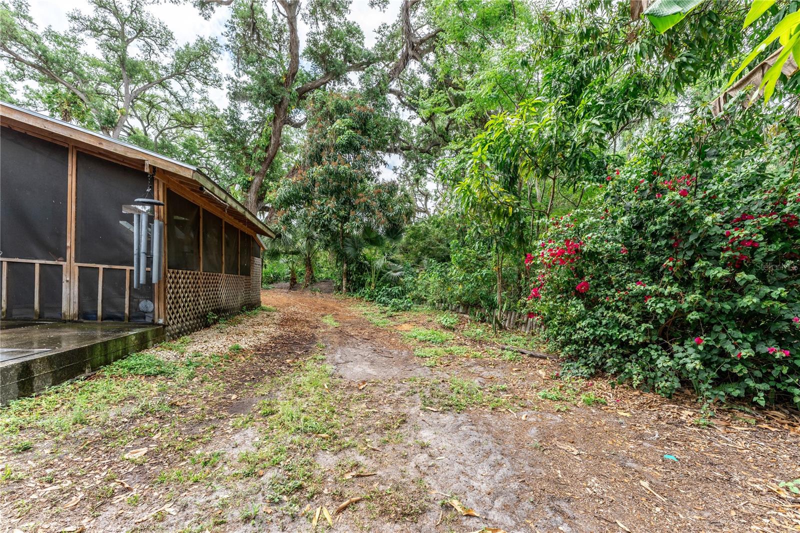 PALM GROVE - Residential