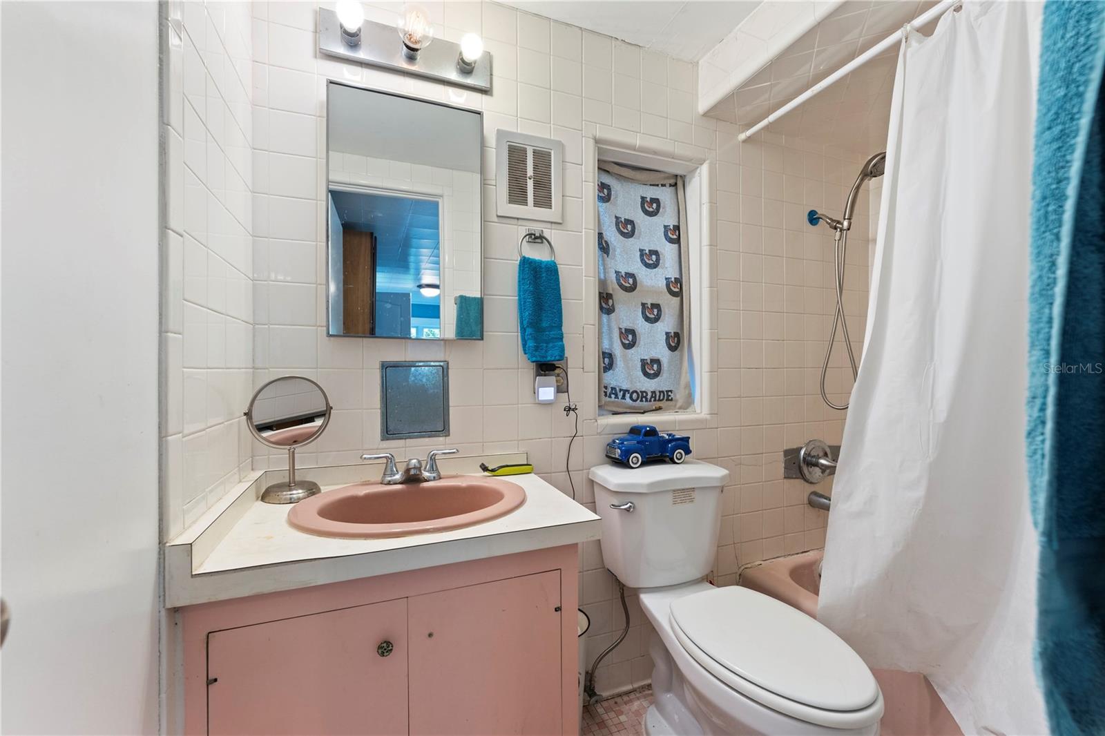 PALM GROVE - Residential