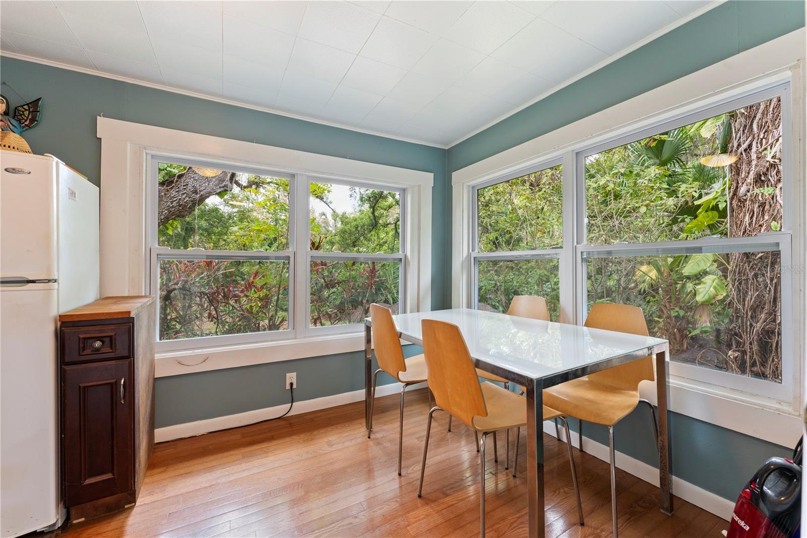 PALM GROVE - Residential