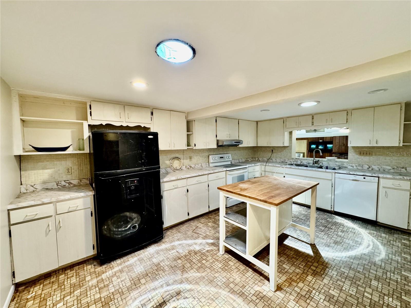 PALM GROVE - Residential