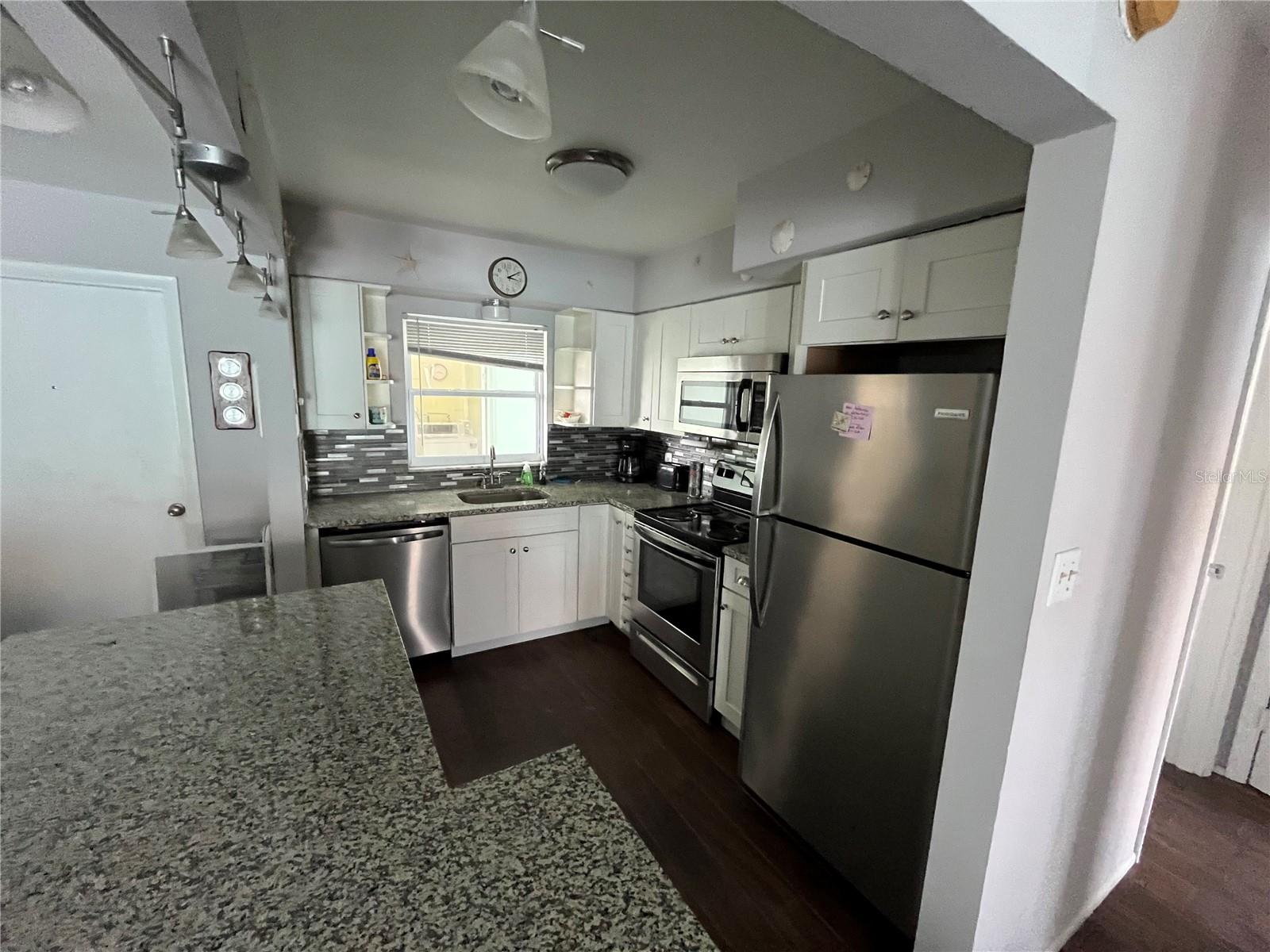 IMPERIAL HOUSE OF BRADENTON BEACH BLDG A - Residential