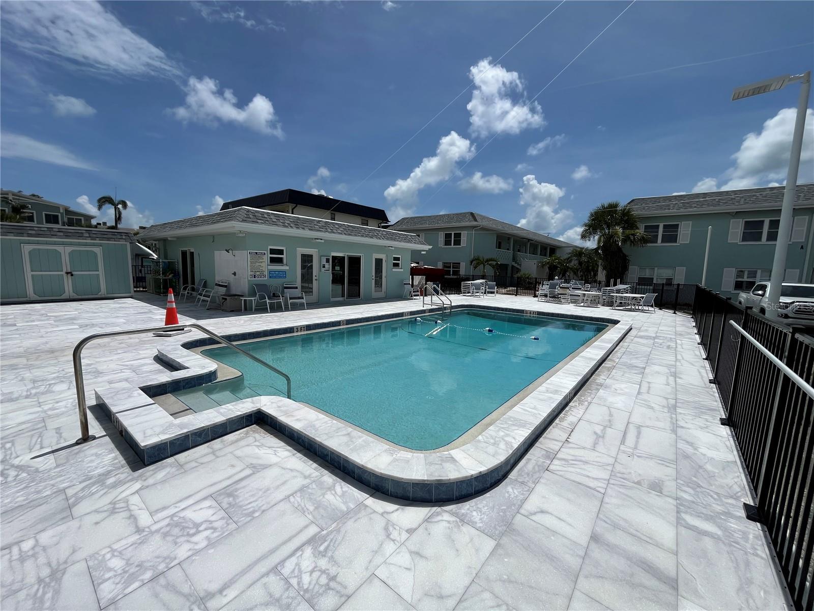 IMPERIAL HOUSE OF BRADENTON BEACH BLDG A - Residential