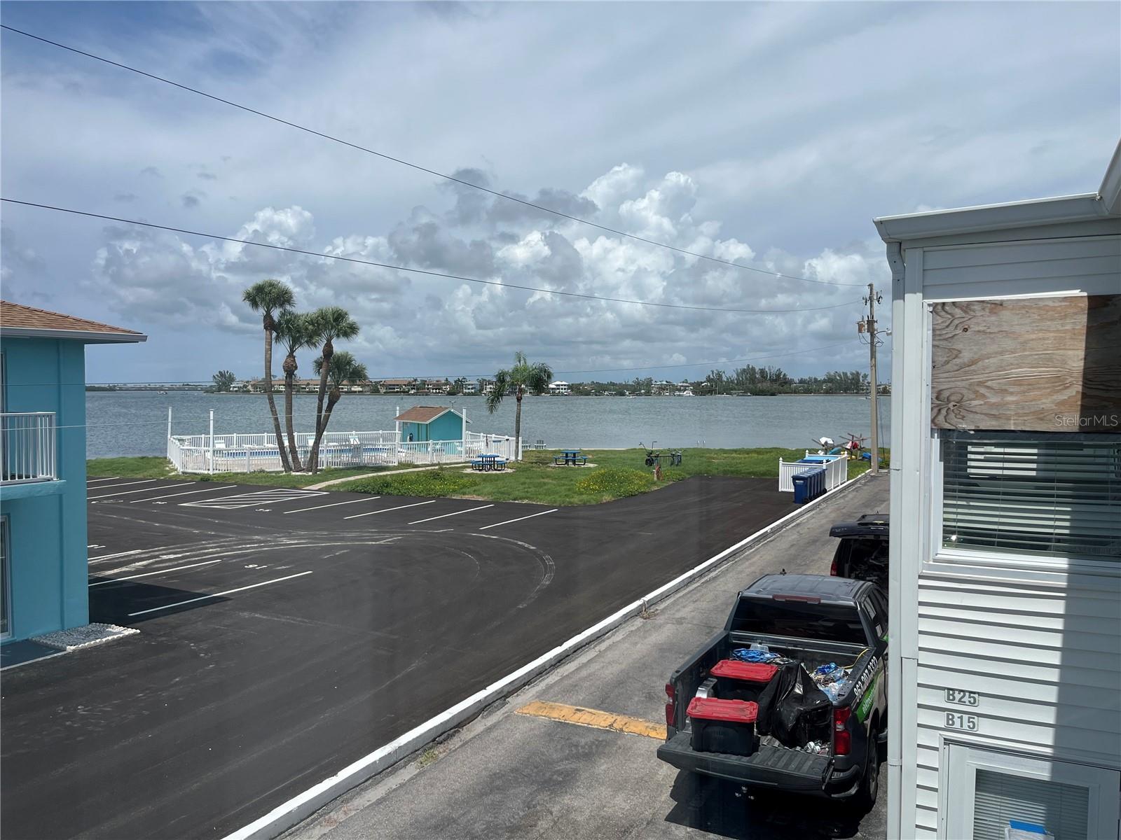 611 GULF DRIVE N B24