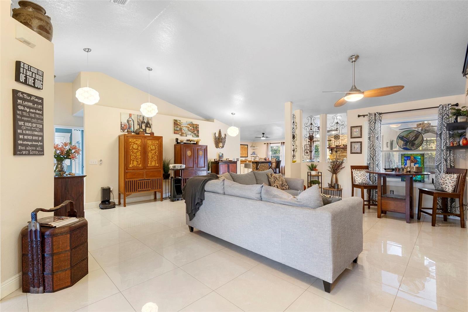 LONGBOAT LANDING - Residential